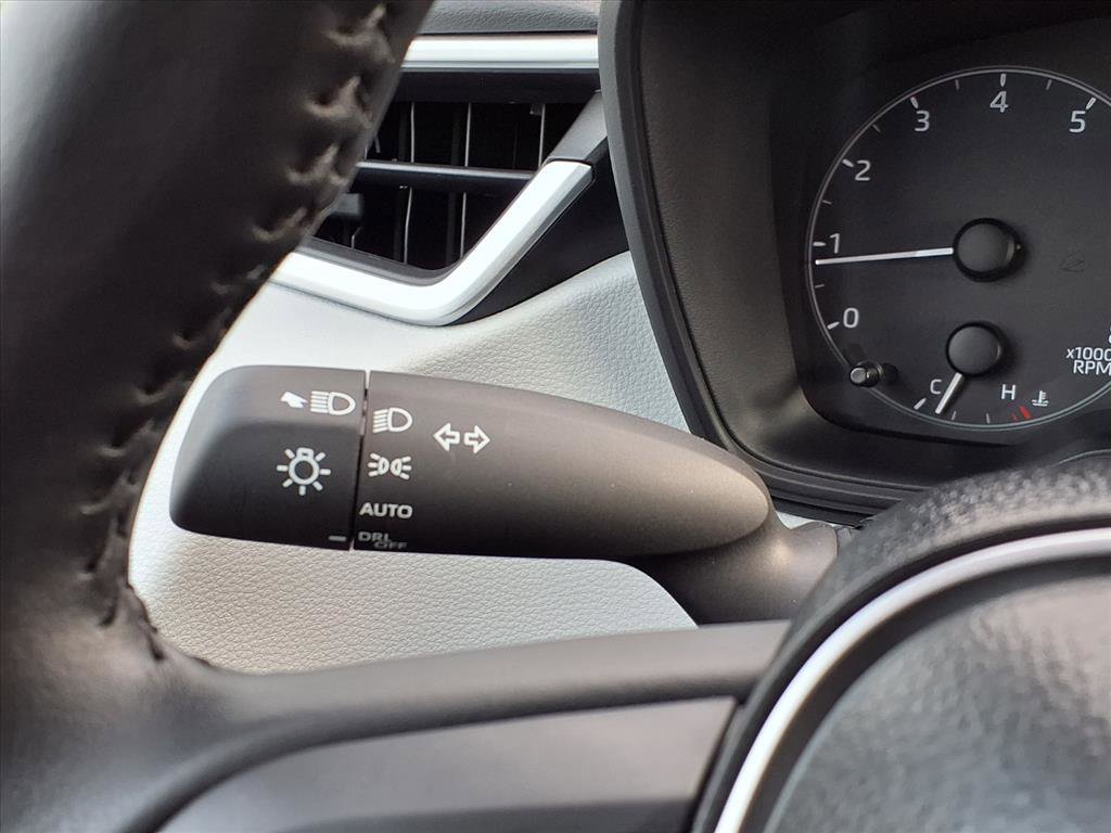 2025 Toyota Corolla SE photo 25