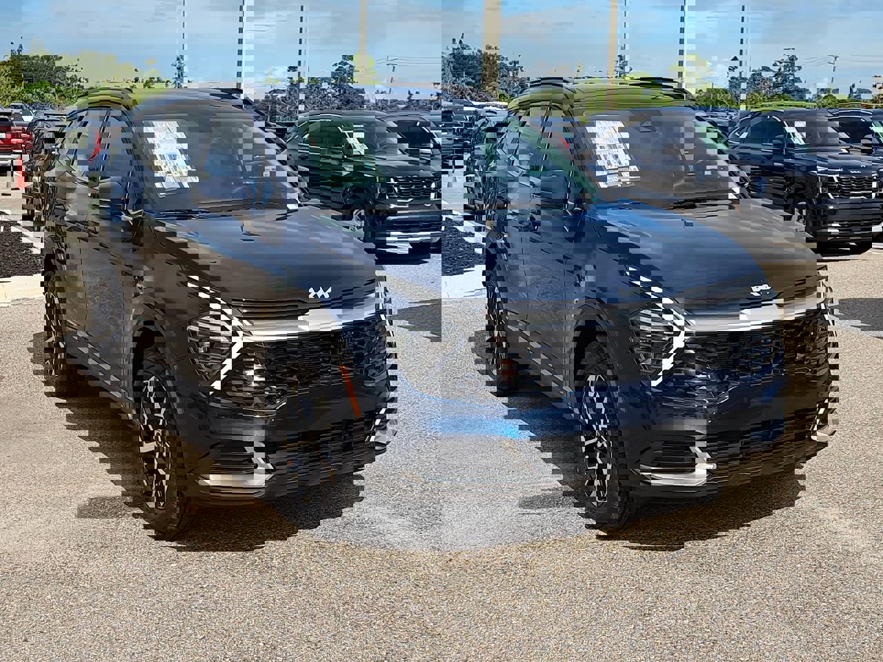 2025 Kia Sportage Hybrid EX photo 3