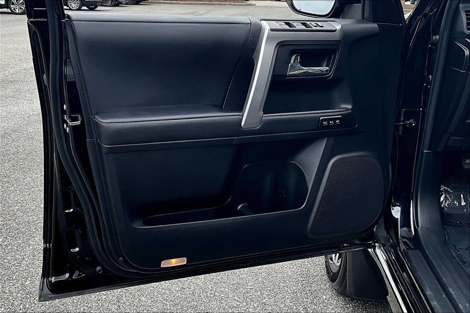 2023 Toyota 4Runner Limited 4WD photo 20