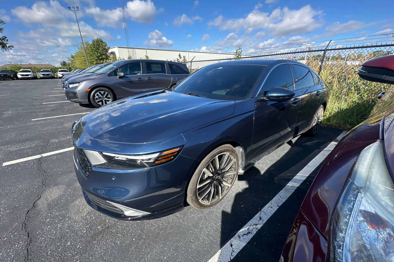 2025 Honda Accord Hybrid Touring photo 2