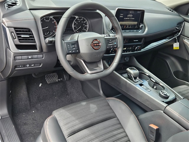 2026 Nissan Rogue SV photo 2