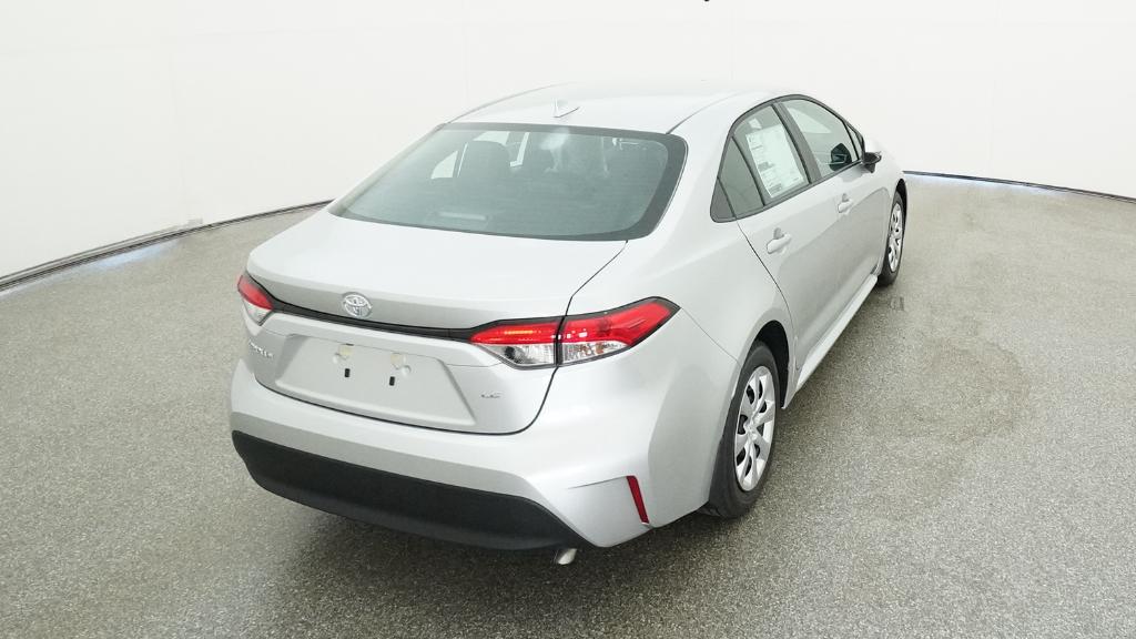 2025 Toyota Corolla LE photo 17