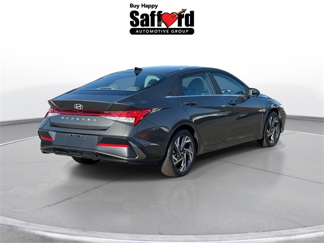 2024 Hyundai Elantra SEL Convenience photo 9
