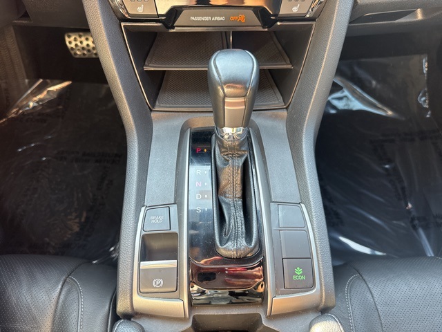 2018 Honda Civic Hatchback Sport Touring photo 18