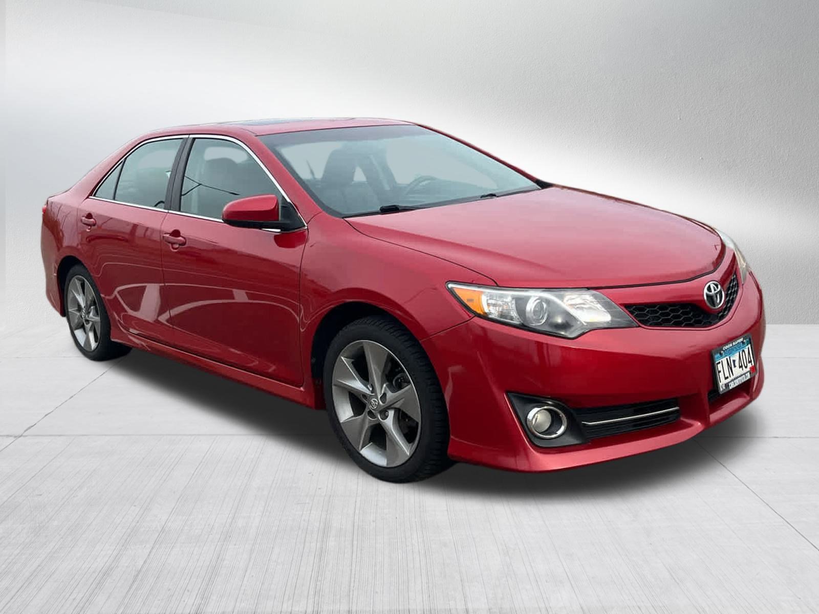 Used 2012 Toyota Camry SE with VIN 4T1BF1FK2CU623165 for sale in Golden Valley, Minnesota