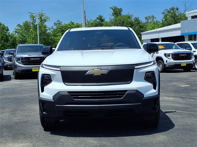 2025 Chevrolet Silverado EV Work Truck photo 5