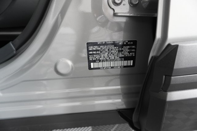 2025 Subaru Forester Premium photo 12