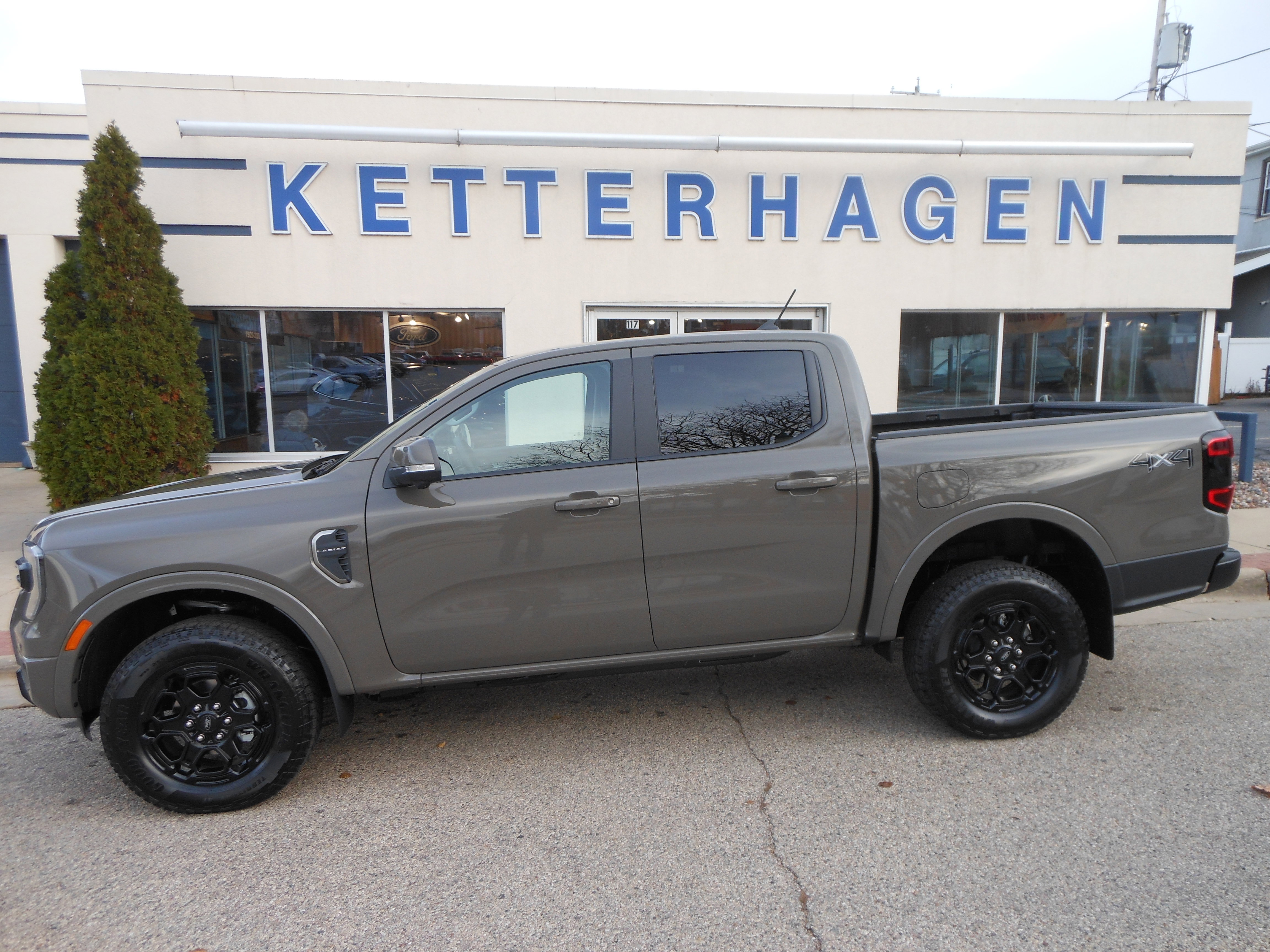 2025 Ford Ranger Lariat's photo