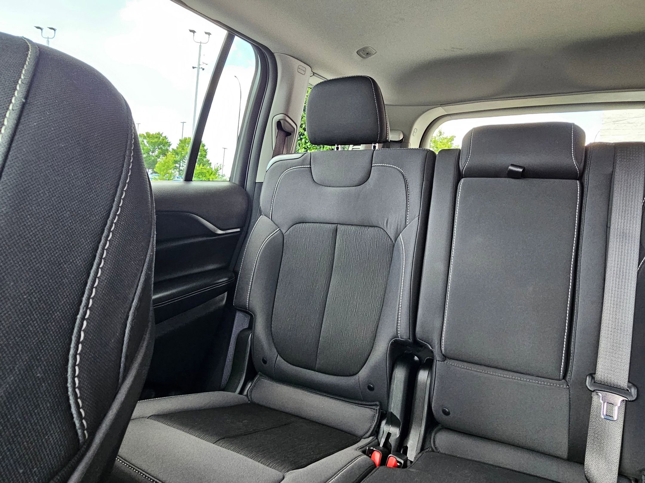 2023 Jeep Grand Cherokee Laredo photo 23