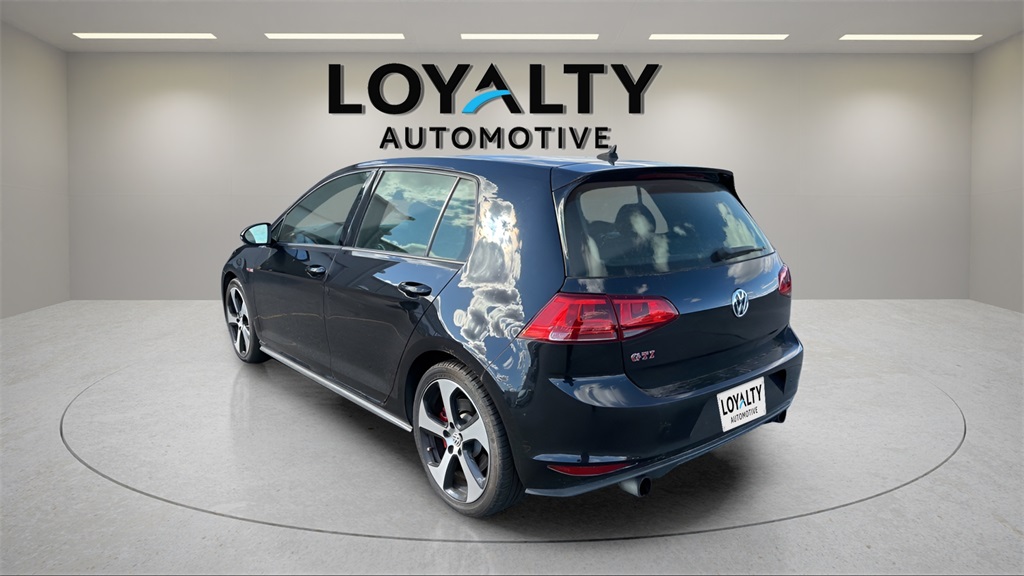 2017 Volkswagen Golf GTI Autobahn photo 2