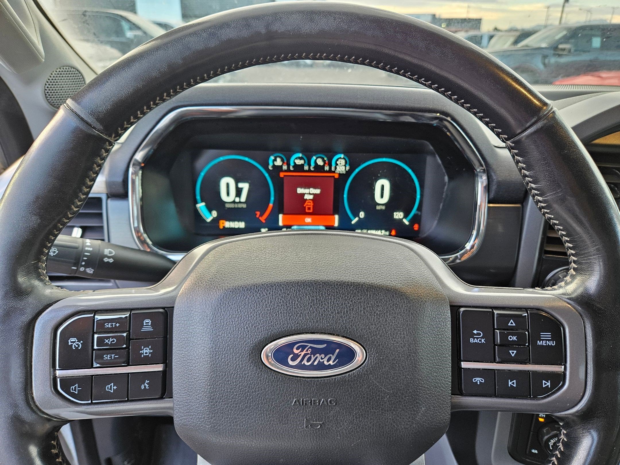 2022 Ford F-150 Lariat photo 19