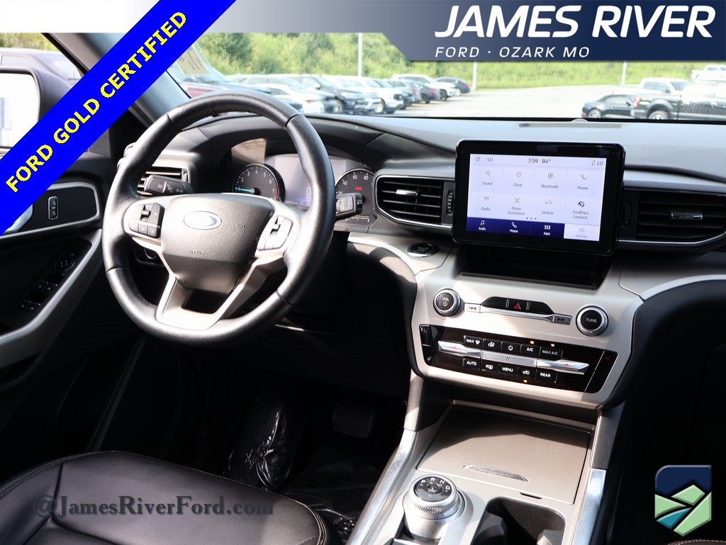 2023 Ford Explorer XLT photo 13