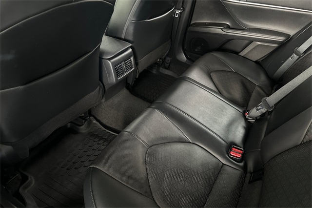 2023 Toyota Camry Hybrid XSE photo 14