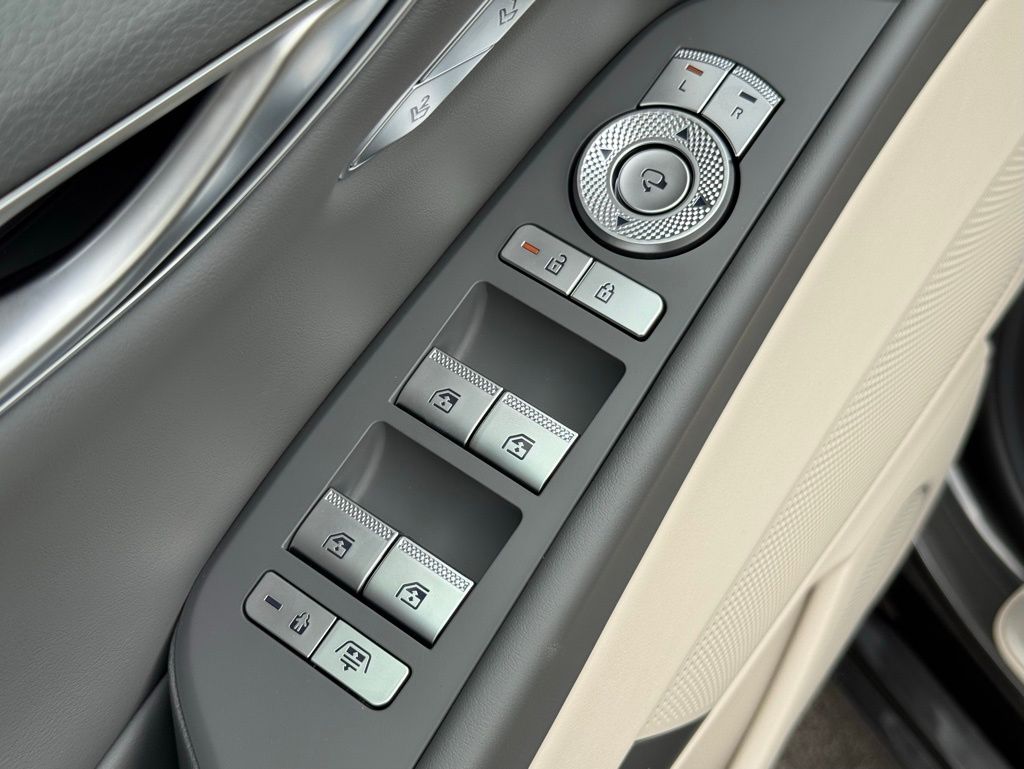 2026 Genesis G80 2.5T Sport Prestige photo 24
