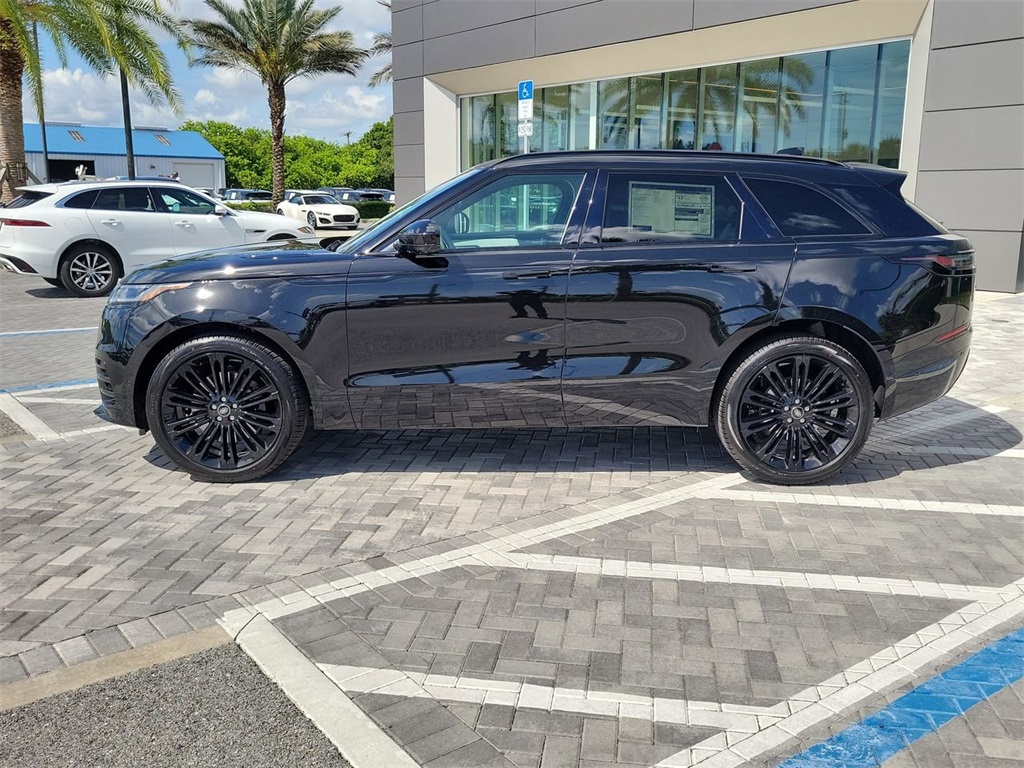 2026 Land Rover Range Rover Velar SE photo 2