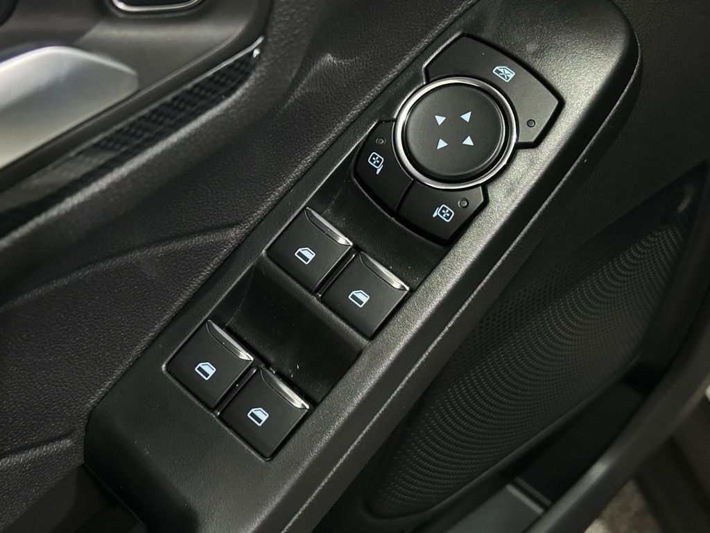 2024 Ford Escape ST-Line Select photo 17