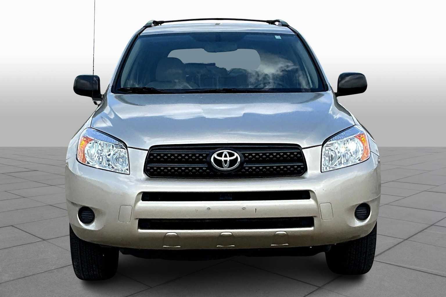 2008 Toyota RAV4 Sport photo 3