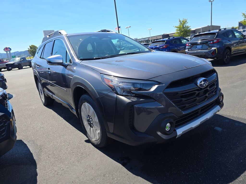 2025 Subaru Outback Touring XT photo 3