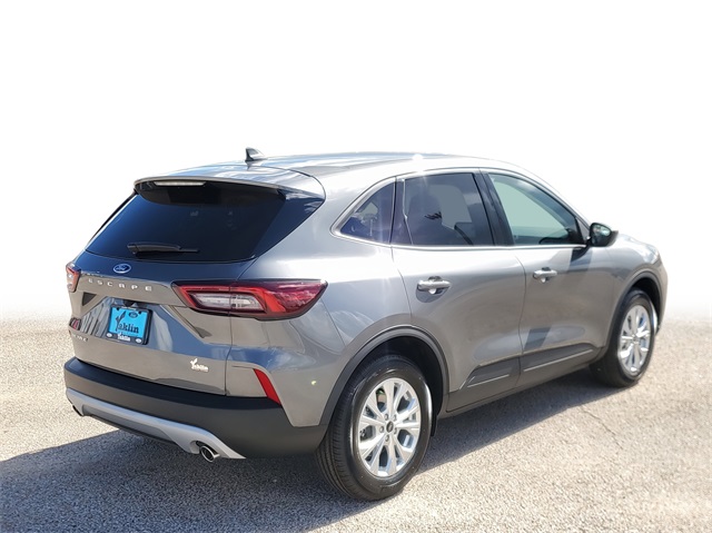 2026 Ford Escape Active photo 4