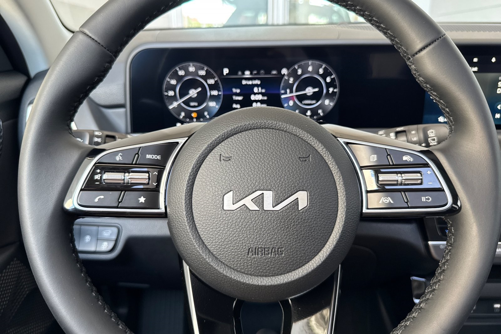 2026 Kia Seltos EX photo 22