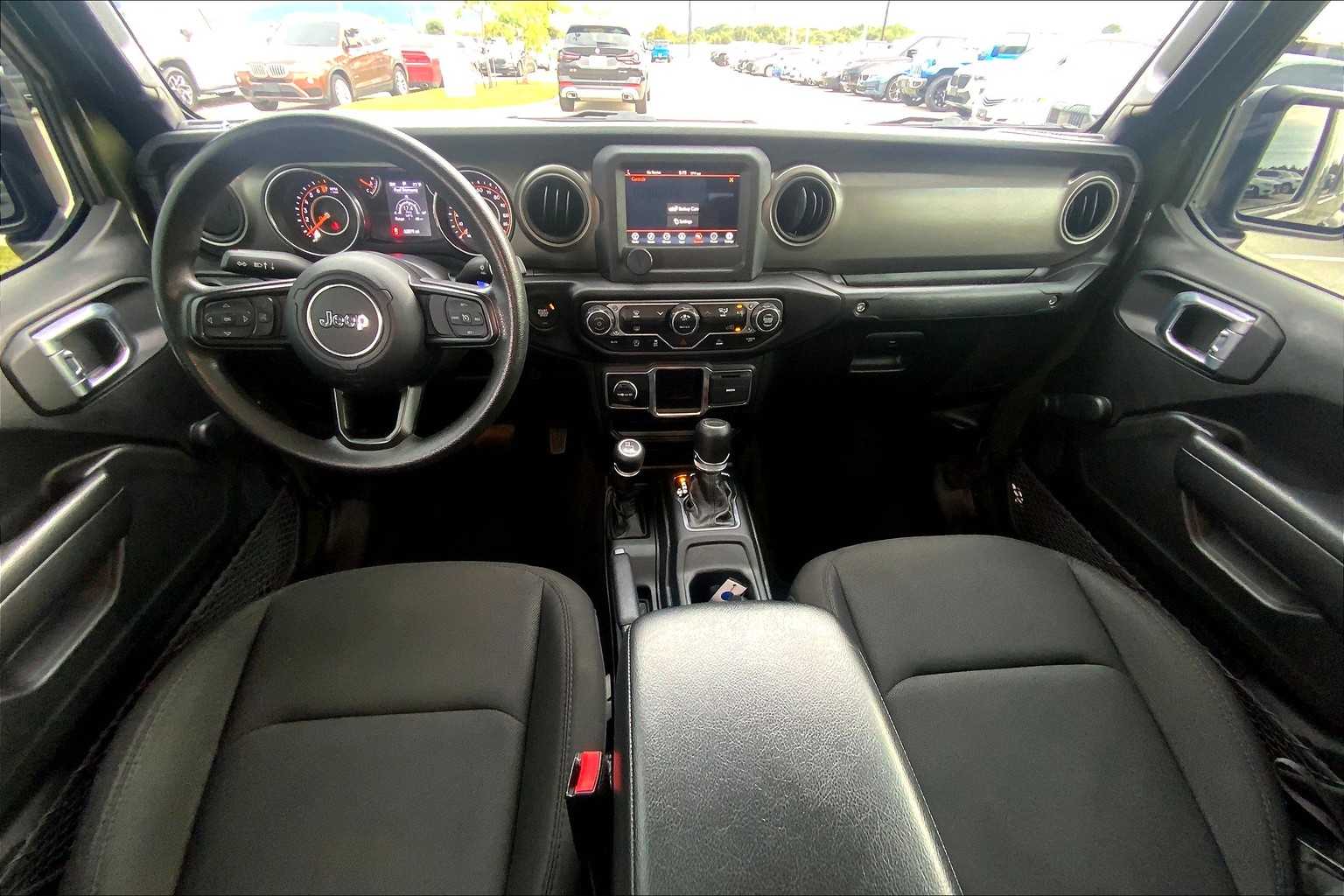 2023 Jeep Gladiator Sport photo 15