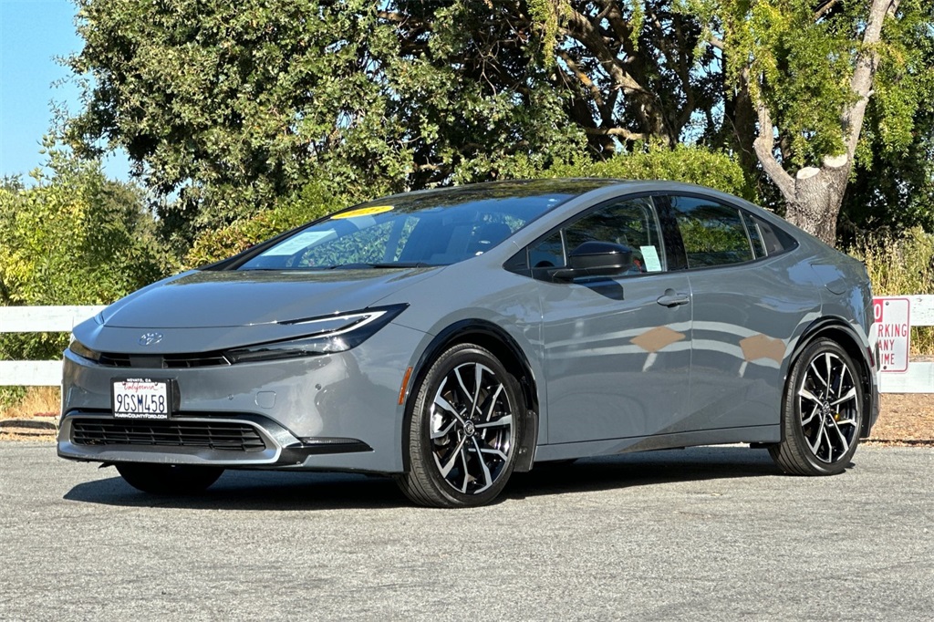 2023 Toyota Prius Prime XSE Premium photo 8