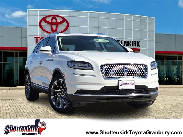 2023 Lincoln Nautilus Reserve's photo