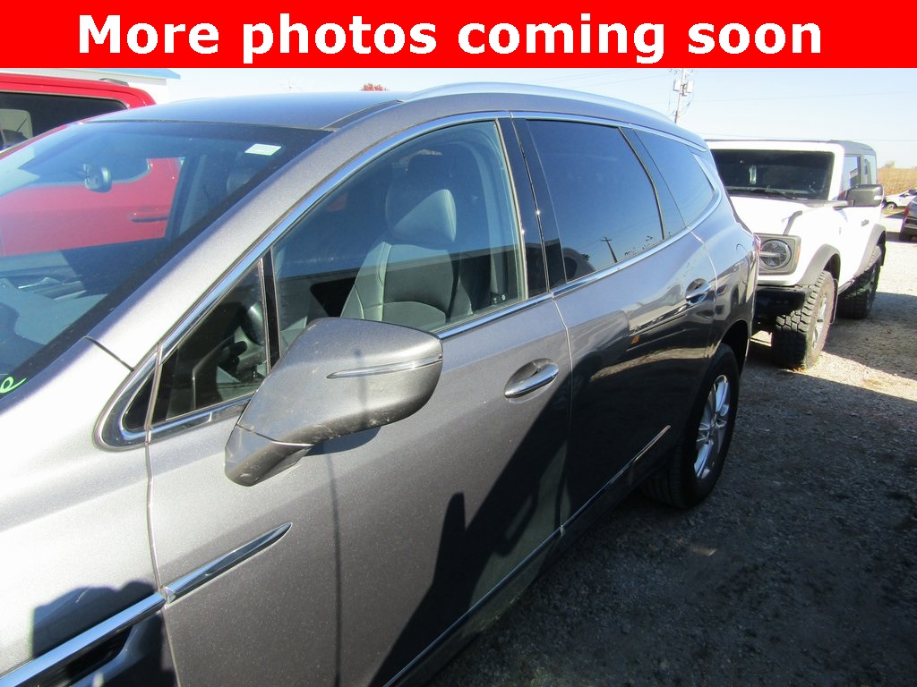 2021 Buick Enclave Essence photo 2