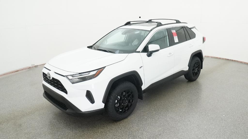 2025 Toyota RAV4 XLE's photo