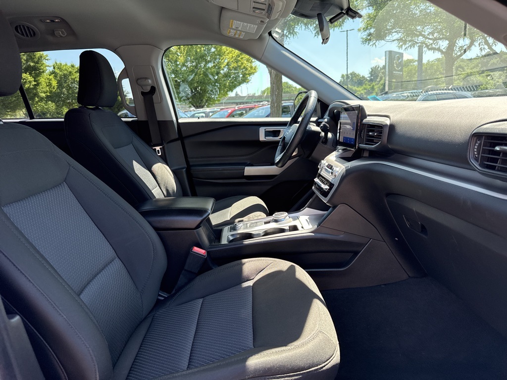 2022 Ford Explorer XLT photo 27
