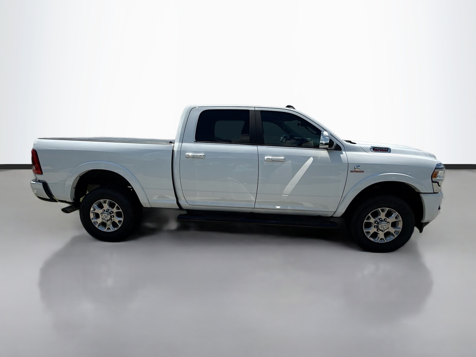 2021 Ram 2500 Laramie photo 4