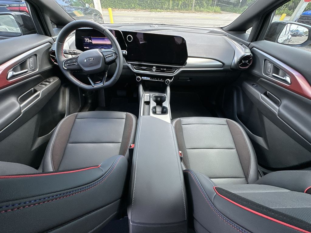 2025 Chevrolet Equinox EV 3RS photo 17
