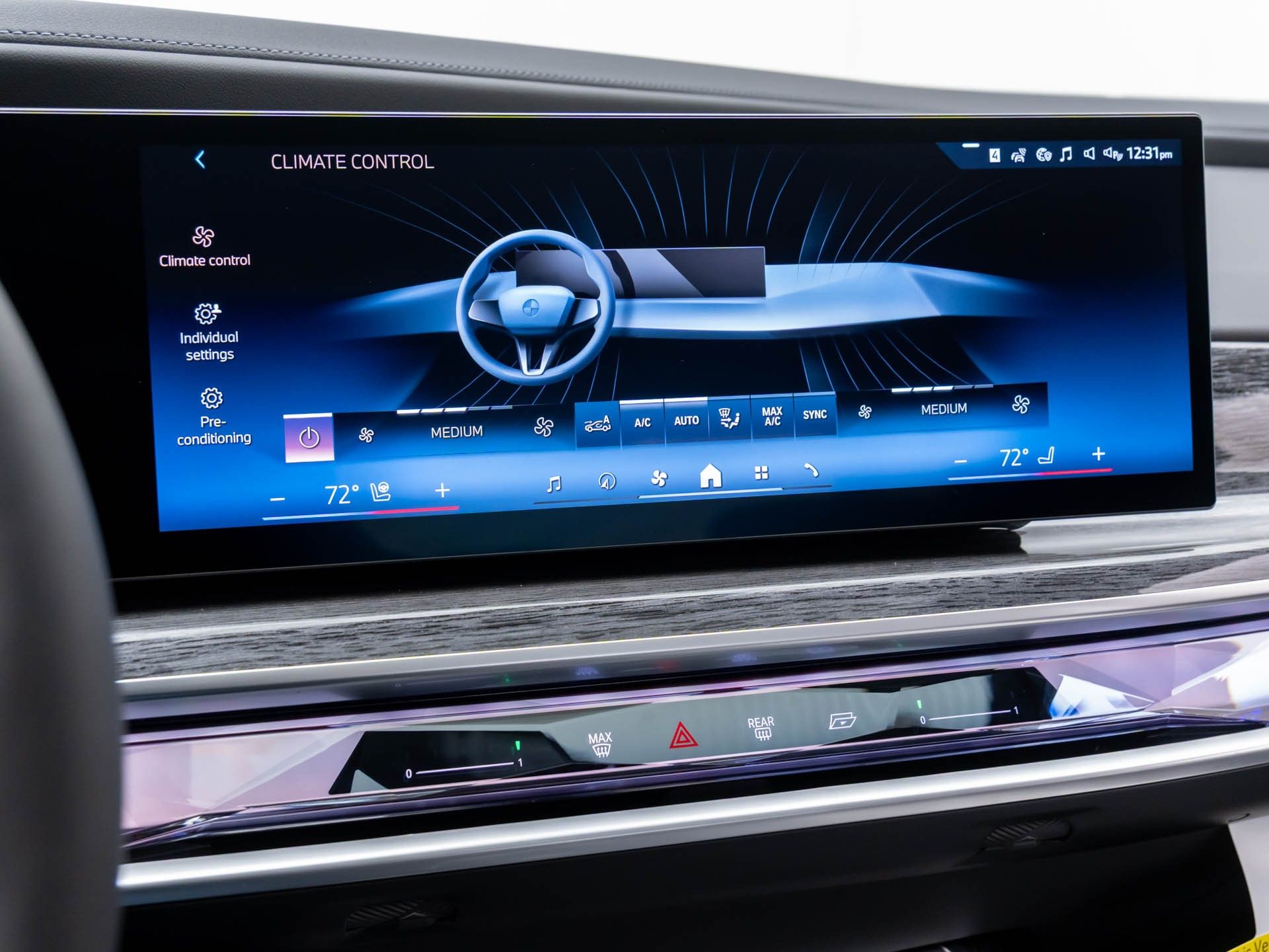 New 2025 Mineral White Metallic BMW 750e xDrive image 25