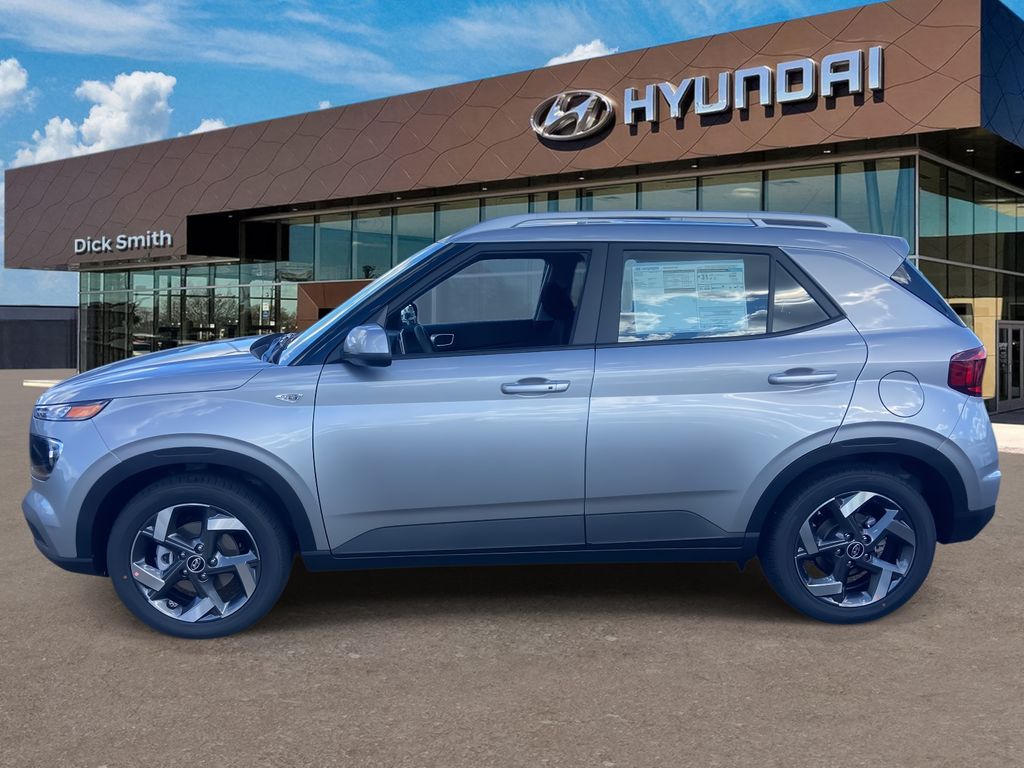 2026 Hyundai Venue SEL photo 4