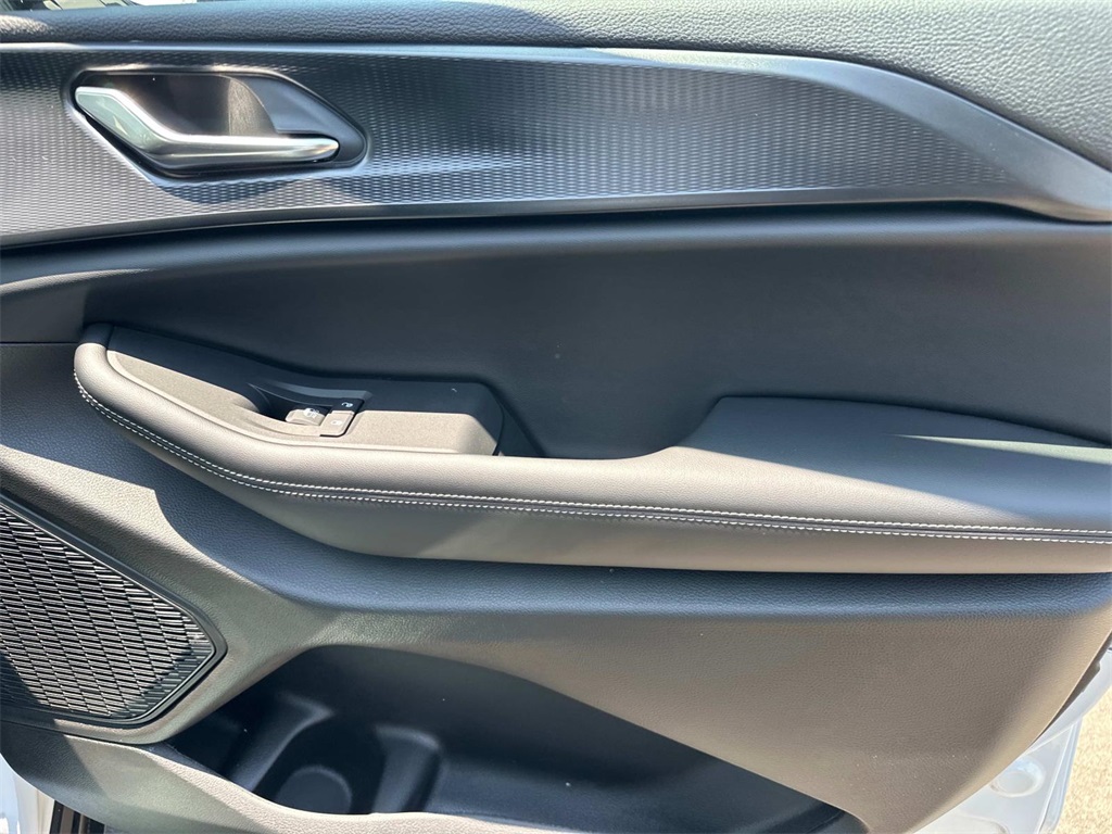 2025 Jeep Grand Cherokee Altitude X photo 8