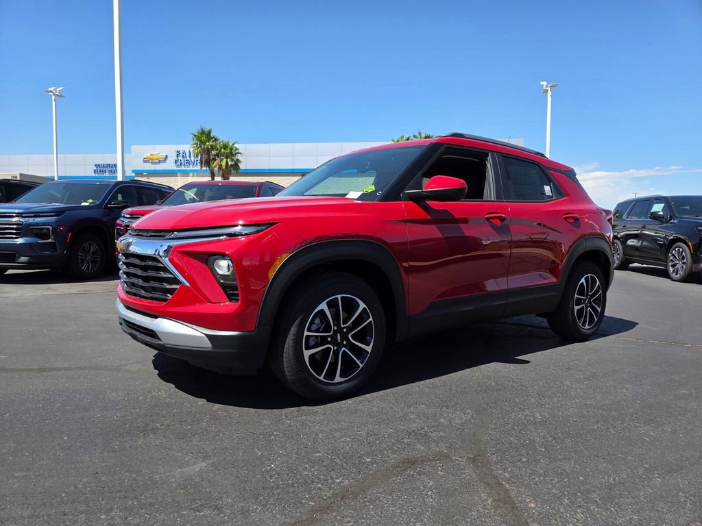 2026 Chevrolet Trailblazer LT photo 2