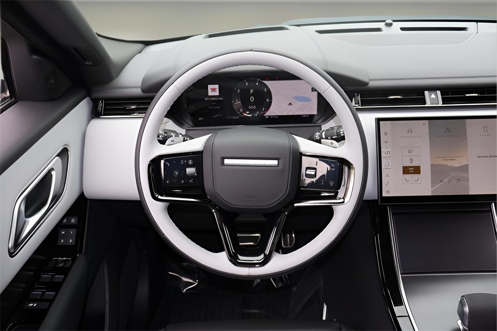 2026 Land Rover Range Rover Velar SE photo 14