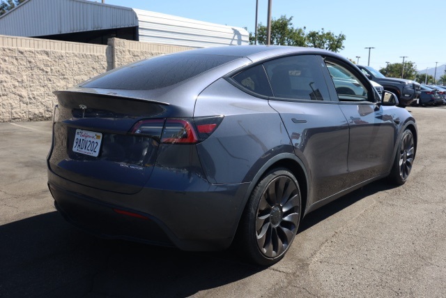 2021 Tesla Model Y Performance photo 3