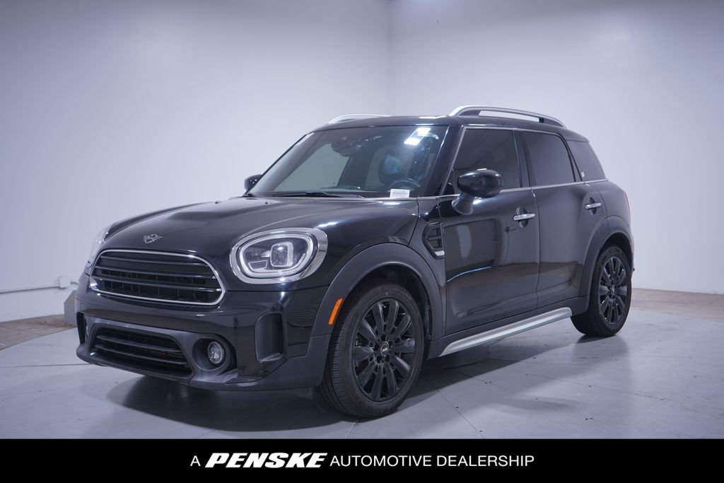 2021 MINI Countryman Oxford Edition's photo