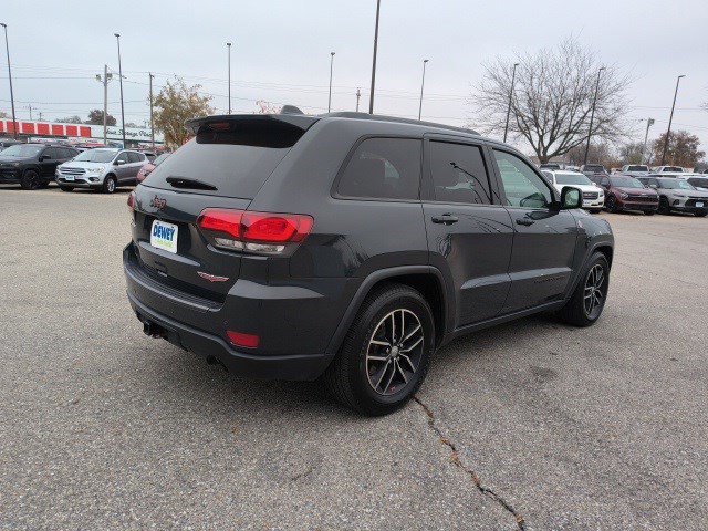 2018 Jeep Grand Cherokee Trailhawk photo 4