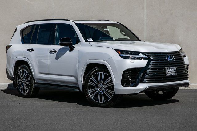 2024 Lexus LX 600 Luxury photo 11