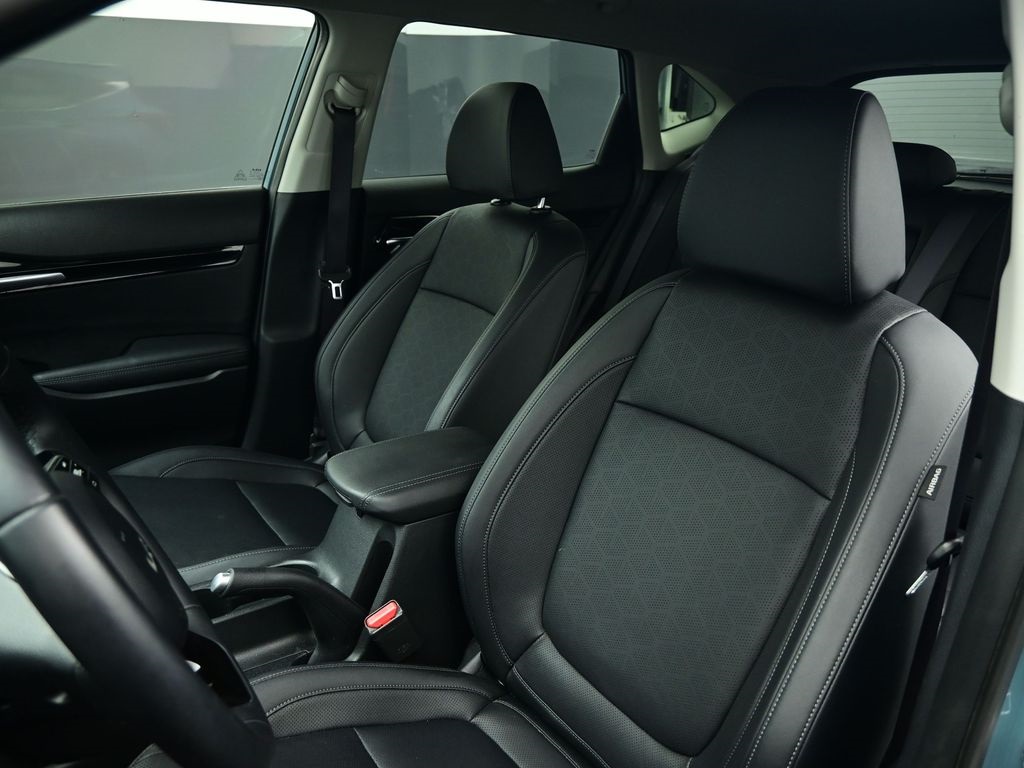 2024 Kia Seltos EX photo 12