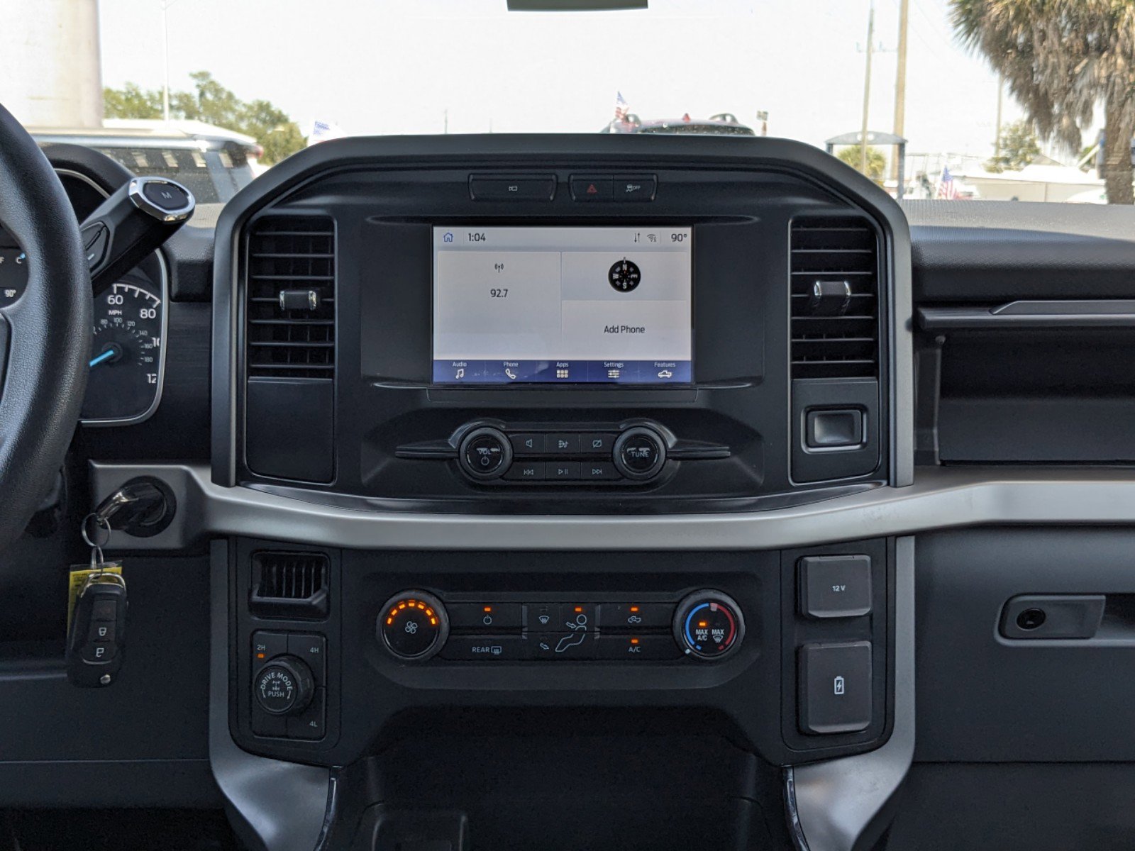2022 Ford F-150 XLT photo 18