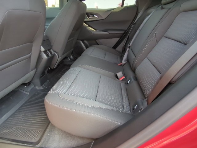 2026 Chevrolet Equinox LT photo 7