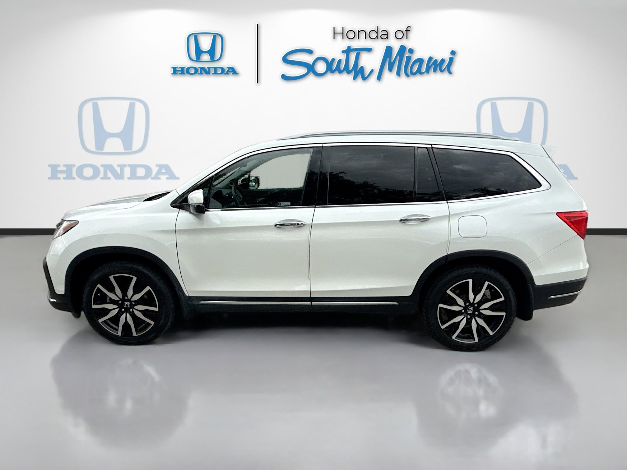 2022 Honda Pilot Touring photo 4
