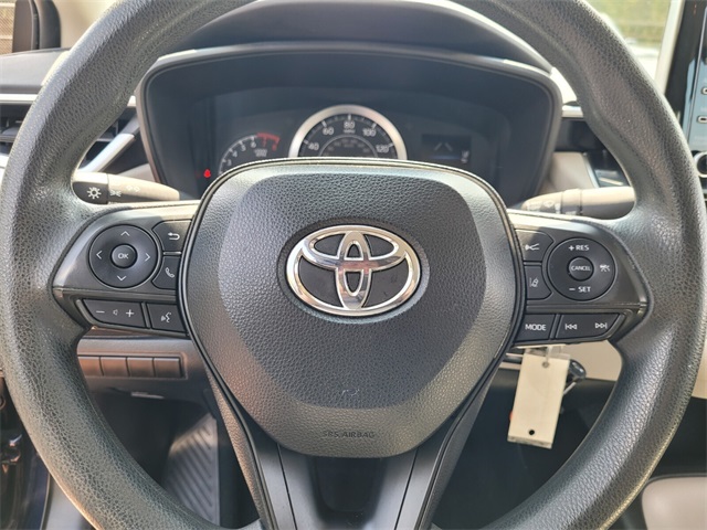 2021 Toyota Corolla LE photo 19