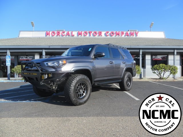 2021 Toyota 4Runner TRD Off-Road Premium's photo