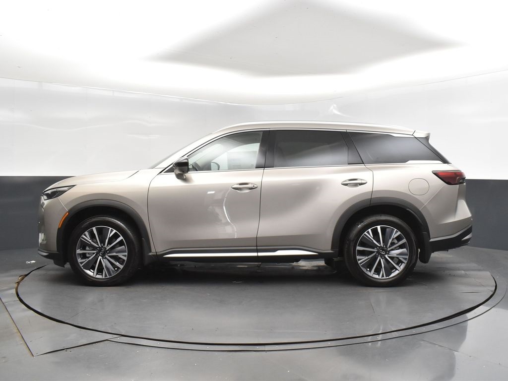 2026 Infiniti QX60 Luxe photo 2