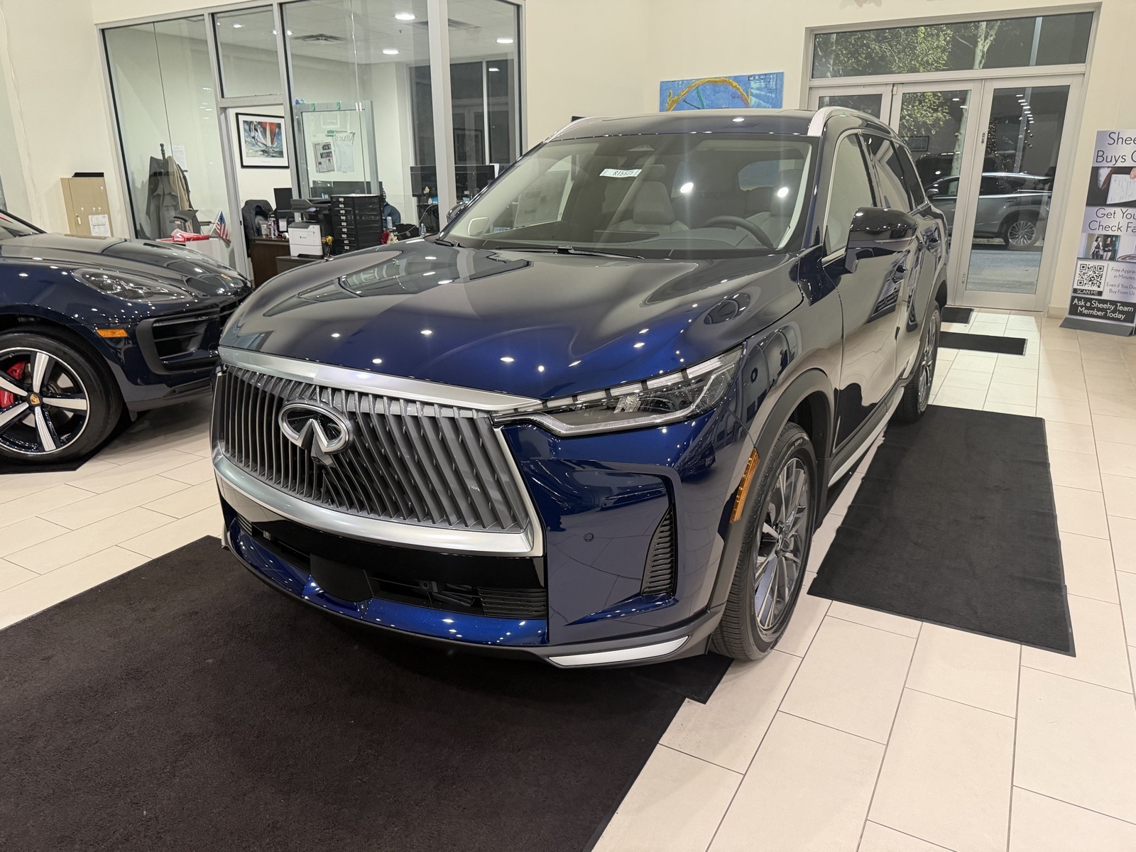 2026 Infiniti QX60 Luxe photo 3