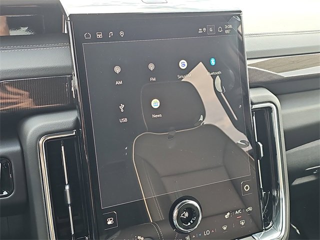 2026 Gmc Yukon XL photo 3